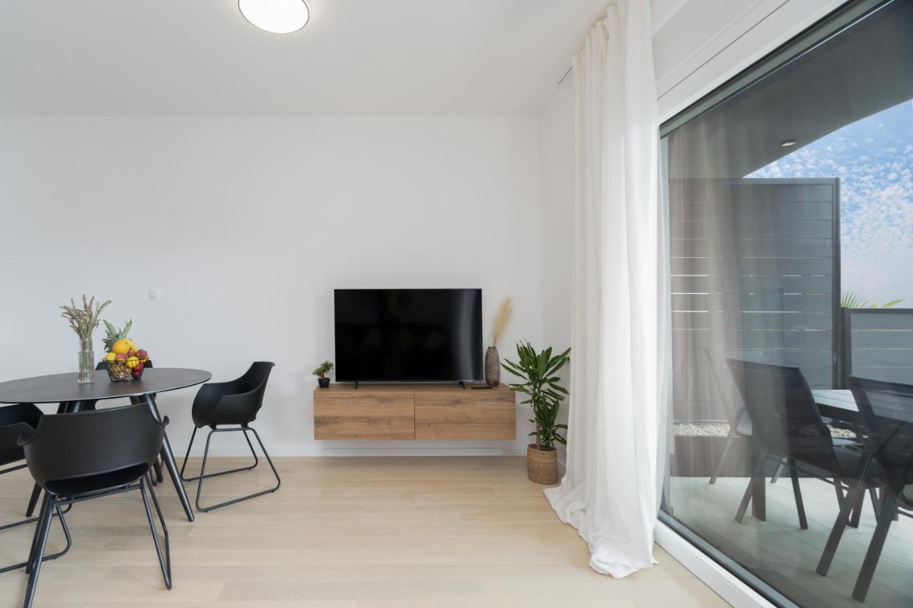 Apartman Ivan Krk Krk Town Exterior foto
