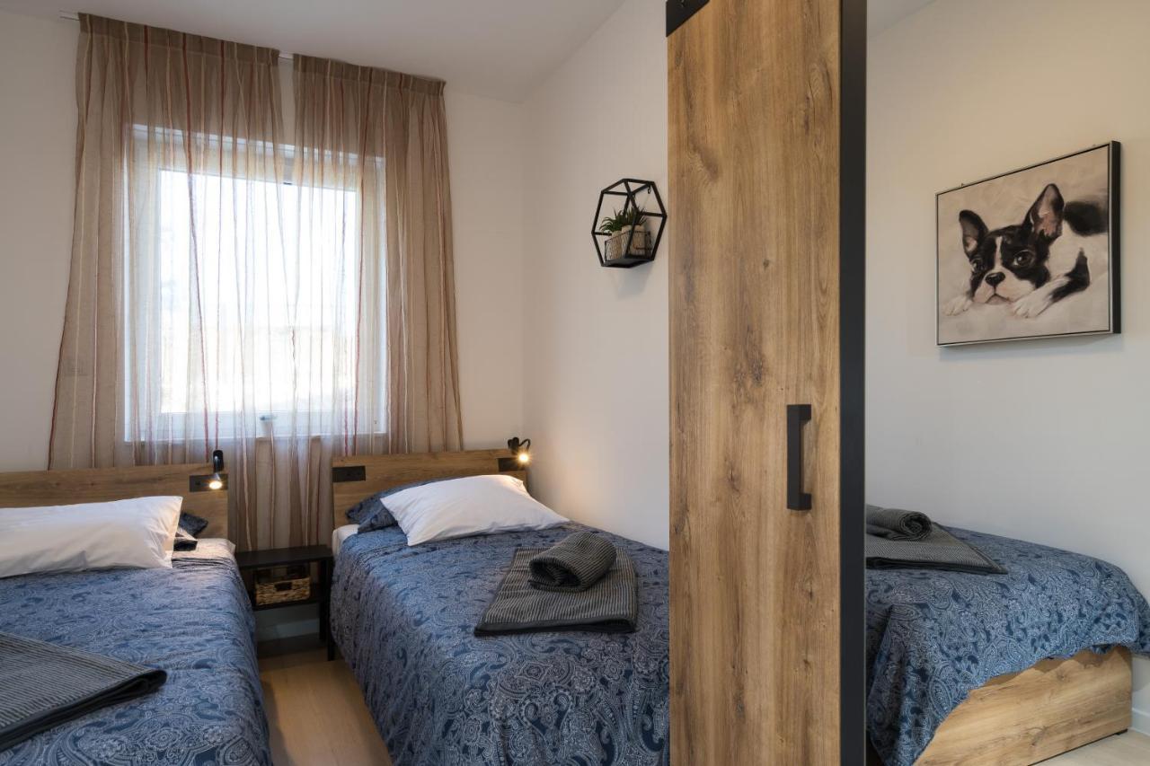 Apartman Ivan Krk Krk Town Exterior foto